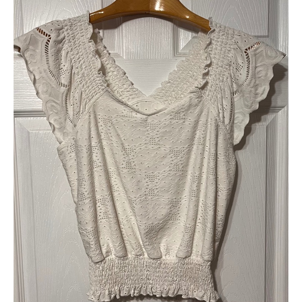 Urban Romantics White Eyelet Lace‎ Smocked Waist Flutter Sleeve Blouse Medium